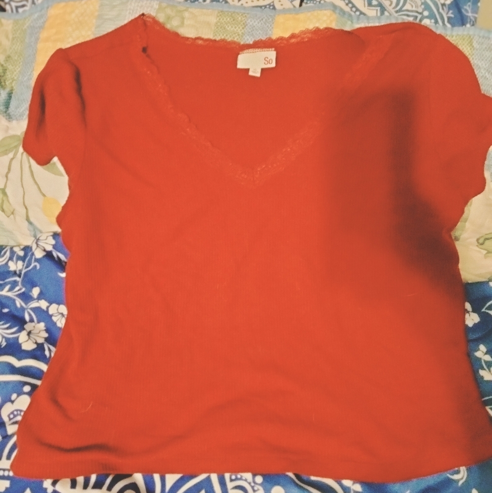 So tee shirt